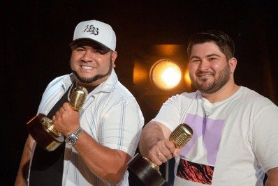 Barões da Pisadinha confirmam turnê internacional, mas exaltam estilo de vida simples: 'A gente não precisa de muito pra ser feliz'