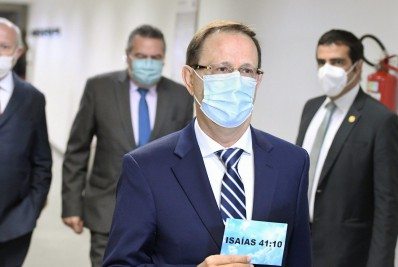 Defesa comunica que Carlos Wizard entregará sigilos fiscal e bancário à CPI