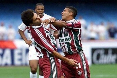 Ex-jogador do Fluminense relembra briga com Romário: 'Ele pediu desculpas chorando'