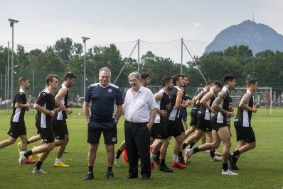 Em nova experiência na Europa, Abel Braga é apresentado em clube da Suíça