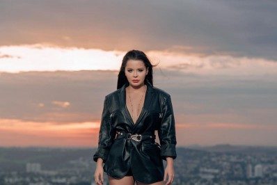 'Mentira', diz Maraisa sobre bariátrica