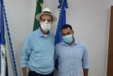 Prefeito de Cabo Frio anuncia novo secretário de Governo