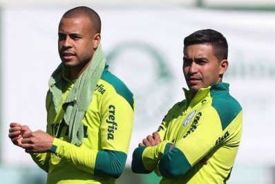 Dudu faz primeiro treino no Palmeiras, mas reestreia será somente em agosto