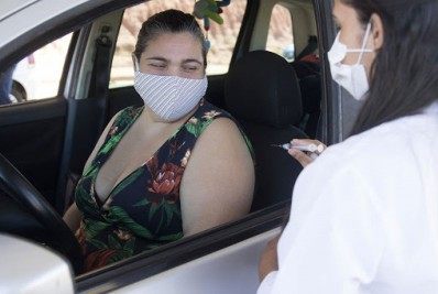 Gestantes e puérperas que foram vacinadas com AstraZeneca recebem 2ª dose da Pfizer em Macaé