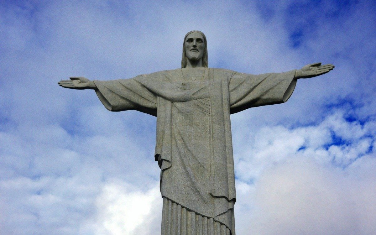 Cristo Redentor receberá no dia 5 de julho, cores da bandeira de Itaguaí para festejar os 203 anos da cidade. - Banco de imagens 