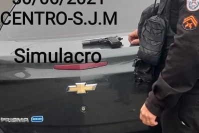 PM prende homem com arma de brinquedo em Meriti