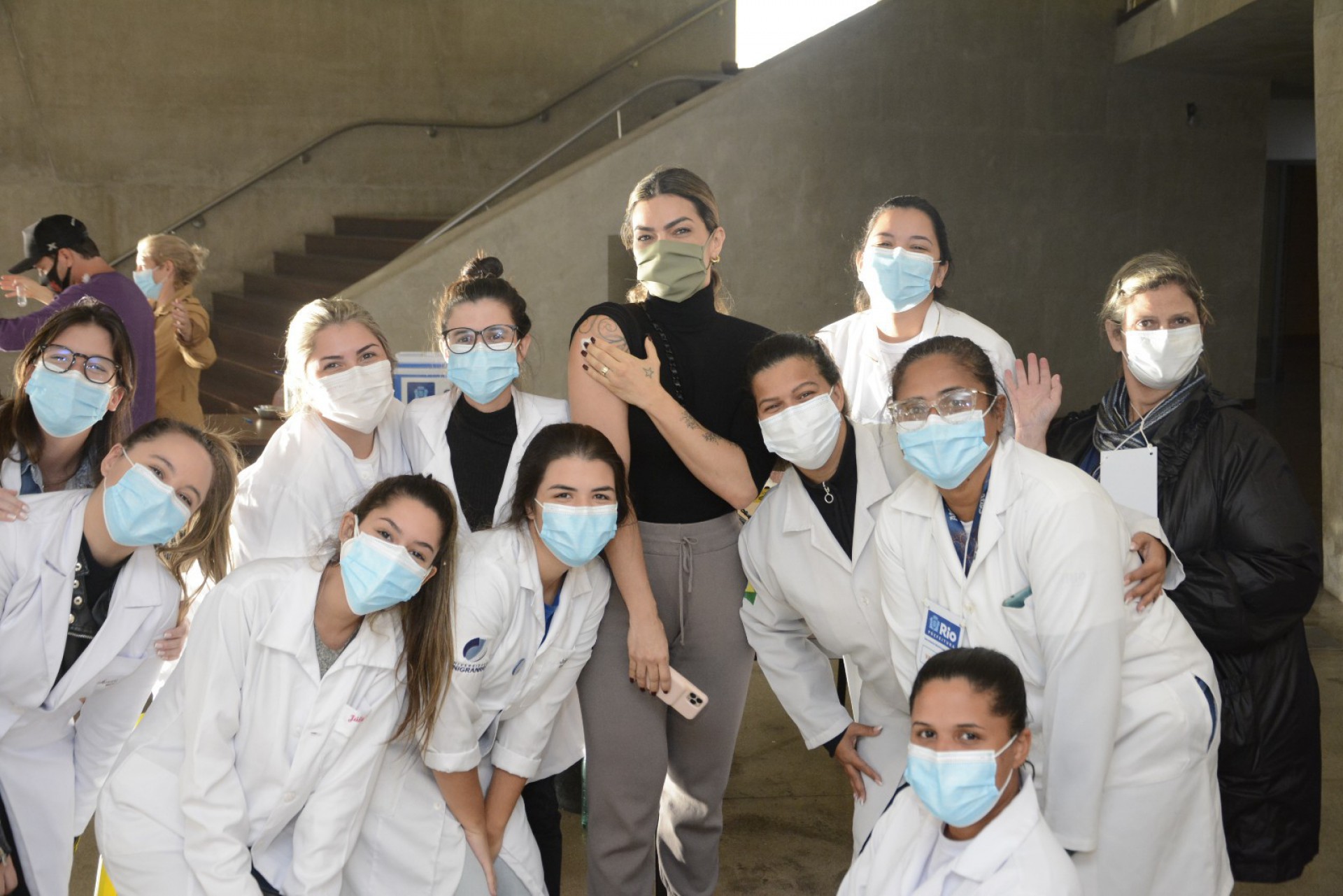 Kelly Key adianta a segunda dose da vacina contra a covid-19 - Ag. News