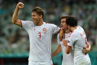 Dinamarca 'exorciza' maldição contra República Checa e vai à semifinal da Eurocopa