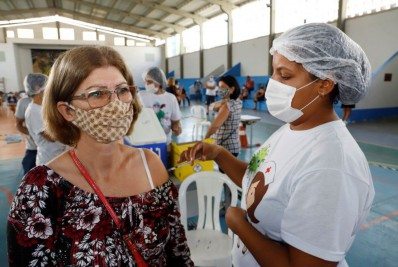 Rio das Ostras: Público em geral de 49 a 47 anos será vacinado na próxima semana