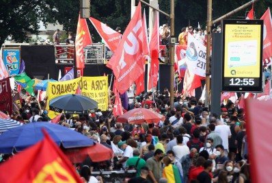 Manifestação 'Fora Bolsonaro' espera reunir mais de 70 mil pessoas no Centro do Rio neste sábado