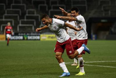 Fluminense desperta no segundo tempo e vence o Flamengo em São Paulo