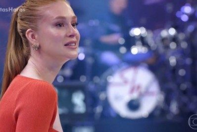 Marina Ruy Barbosa chora ao vivo no 'Altas Horas': 'Estou aos prantos'