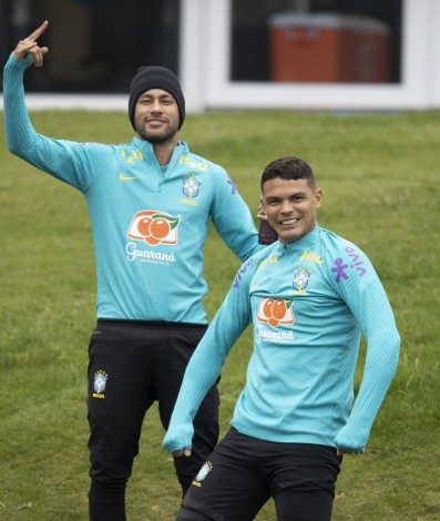 Neymar e Thiago Silva mandam avisar para o Peru ficar ligadão porque eles vão entrar com tudo no jogo