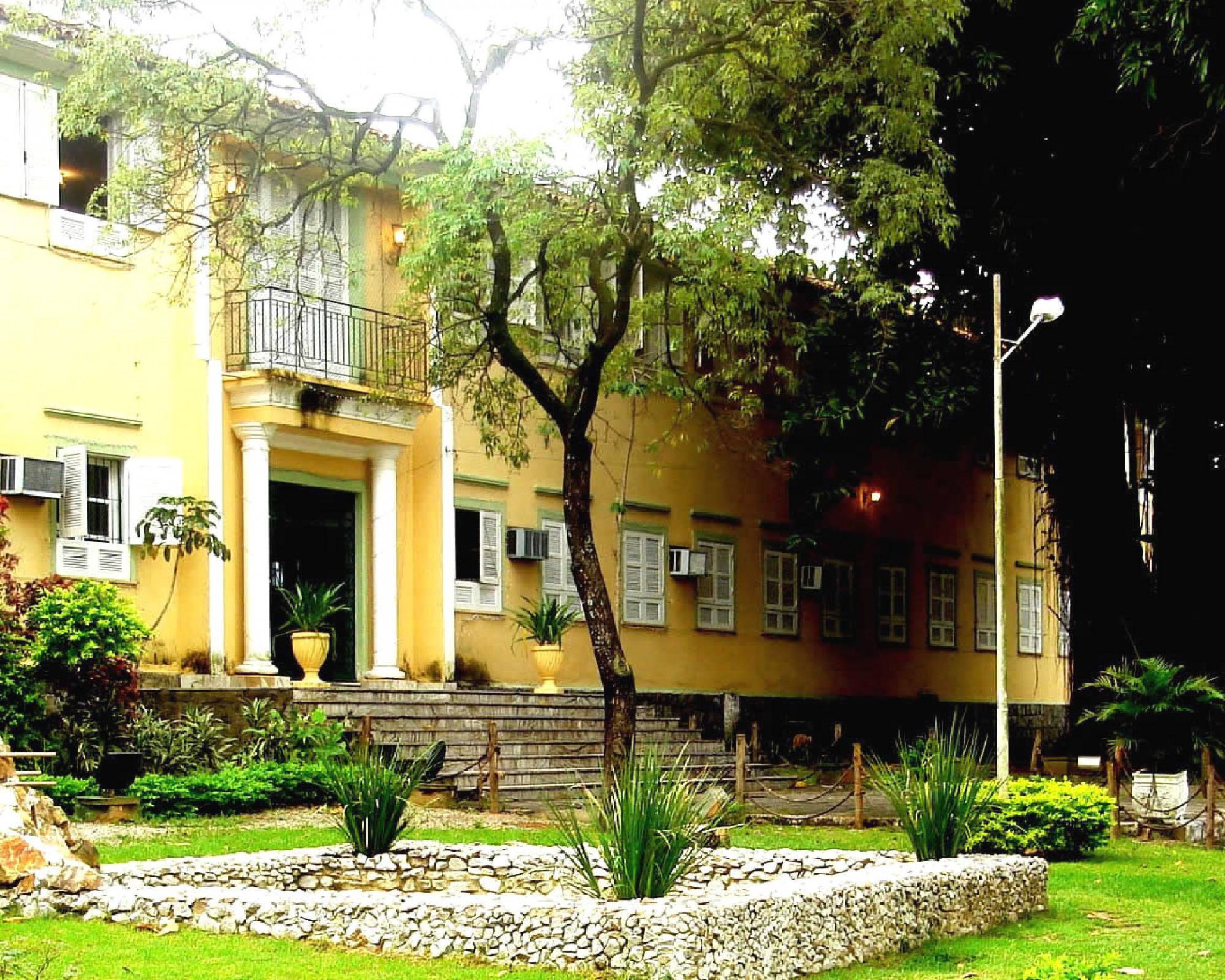 Patronato recebe 250 mil em recursos de Dr. Luizinho