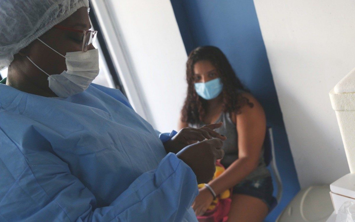 Centro de Cidadania estadual fez mais de 3 mil exames gratuitos de Covid-19 em 2021