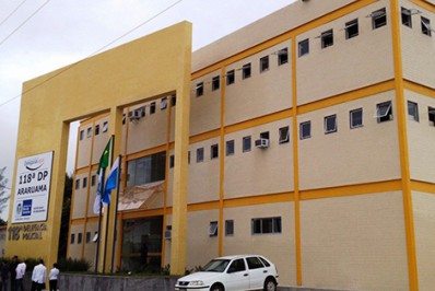 Pastor evangélico é preso em Araruama suspeito de estuprar adolescentes na igreja 