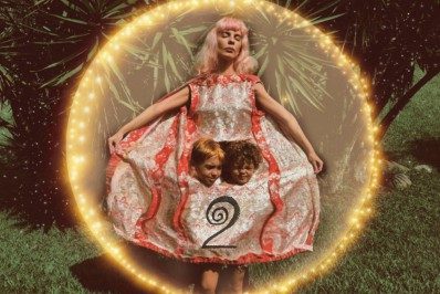 Mãeana lança segundo álbum de estúdio 