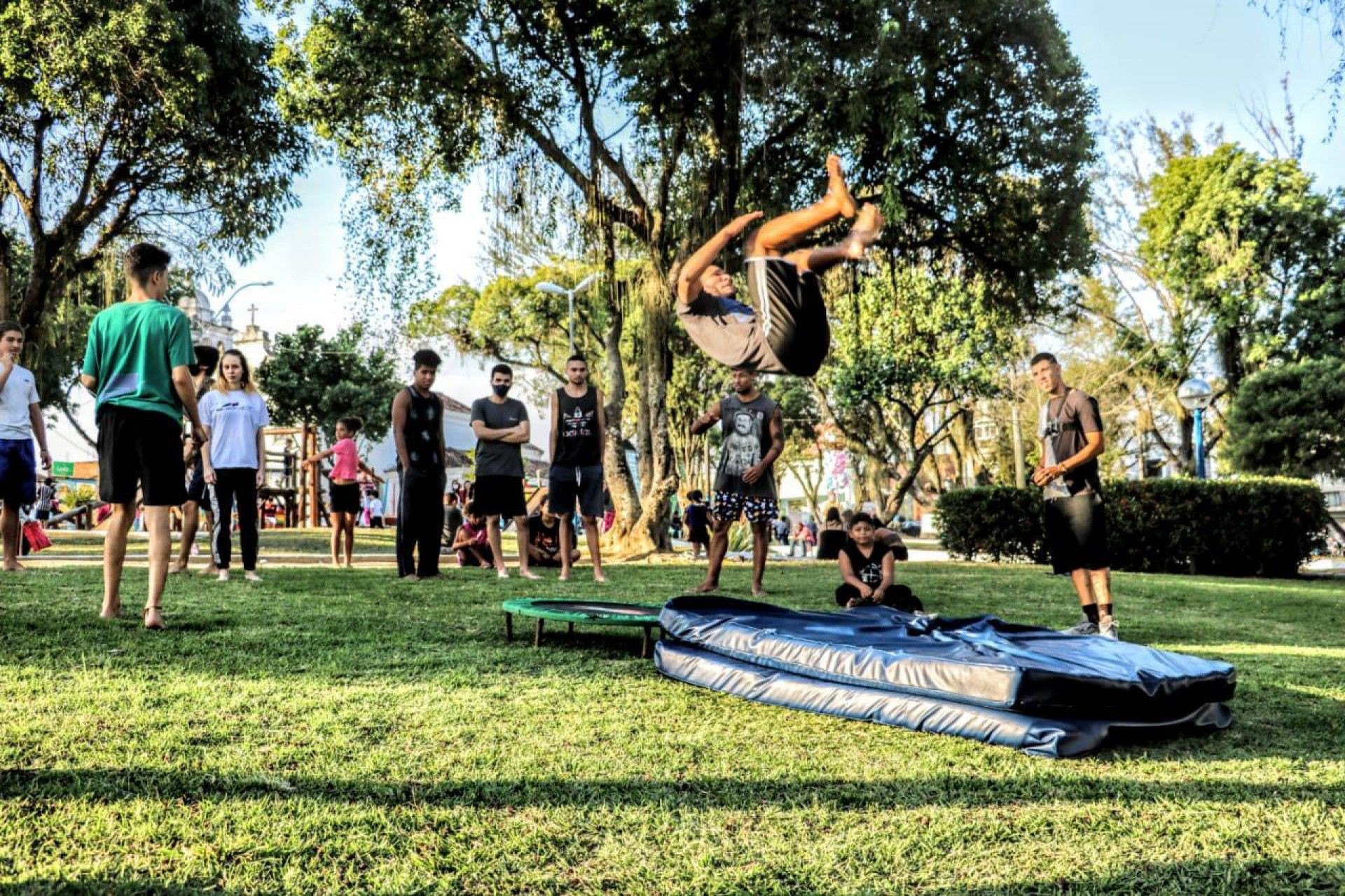 Terceira edi&ccedil;&atilde;o do "Domingo na Pra&ccedil;a" traz novidades para quem gosta de cultura e esporte