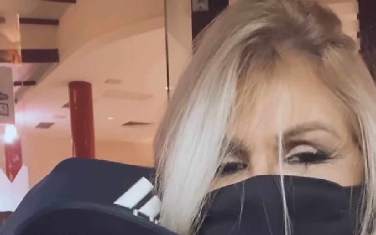 Monique Evans e Cacá Werneck estão juntas novamente