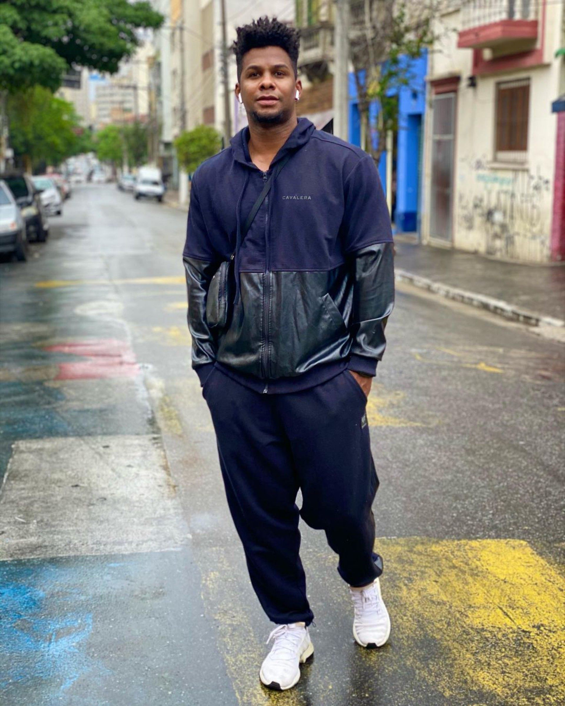 Ex-professor de Viviane Ara&uacute;jo desabafa: 'A hist&oacute;ria sempre tem dois lados: a do oprimido e a do opressor'