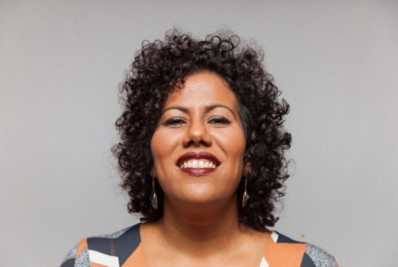 Indiana Nomma homenageia Mercedes Sosa em live nesta sexta-feira