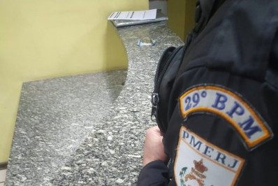 Porciúncula: Jovem tenta escapar de abordagem da PM, engole cocaína e passa mal