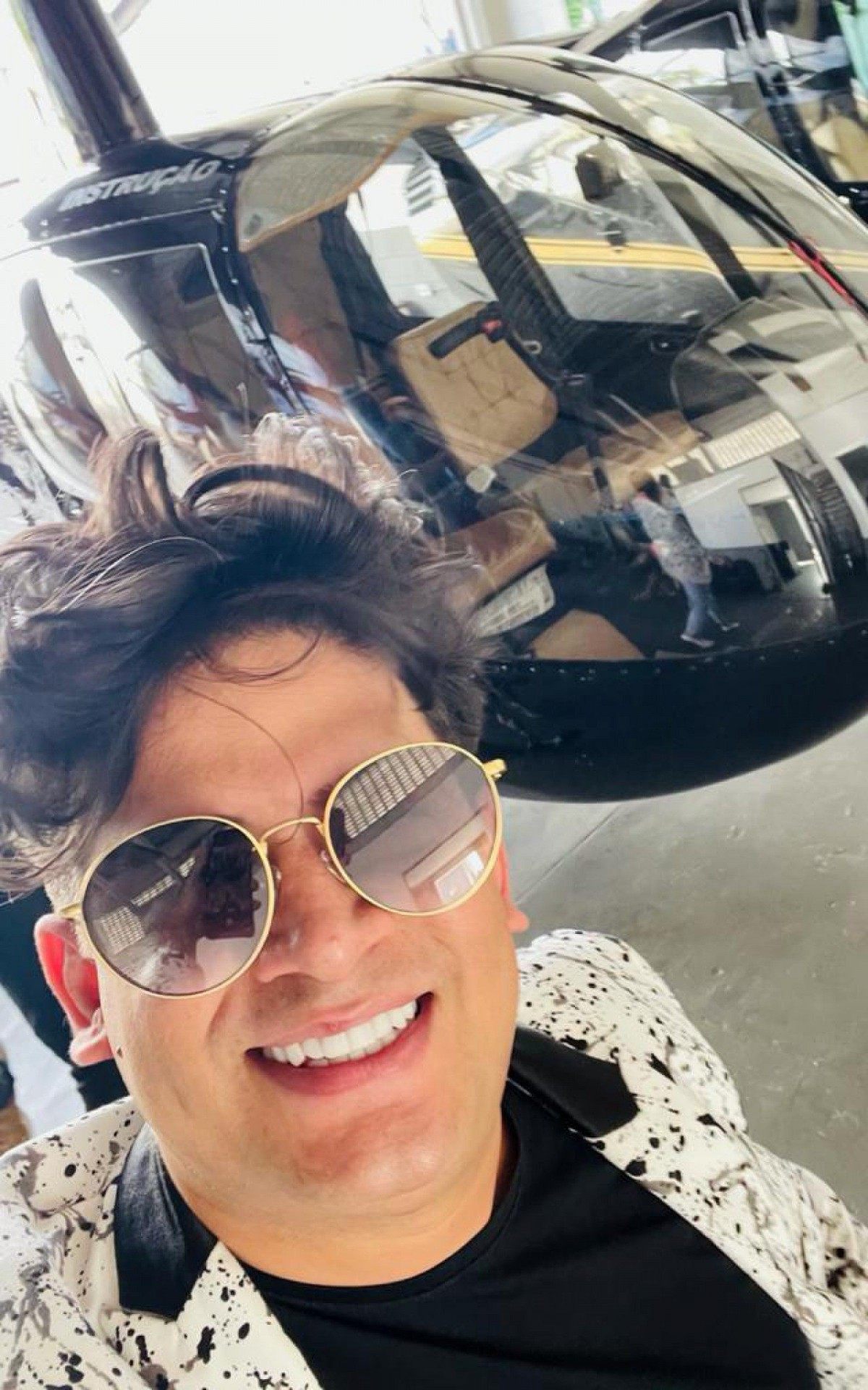 Irreverente, o influencer deixou a produção do BBB 21 com a pulga atrás da orelha quando sobrevoou a casa mais vigiada do Brasil. Confusos, os participantes chegaram a cogitar que poderia ser o todo-poderoso Boninho. 