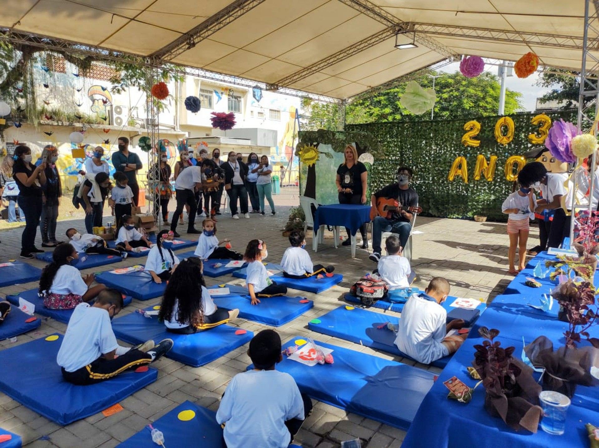 Estrutura de tecido acrob&aacute;tico &eacute; inaugurada em Itagua&iacute;