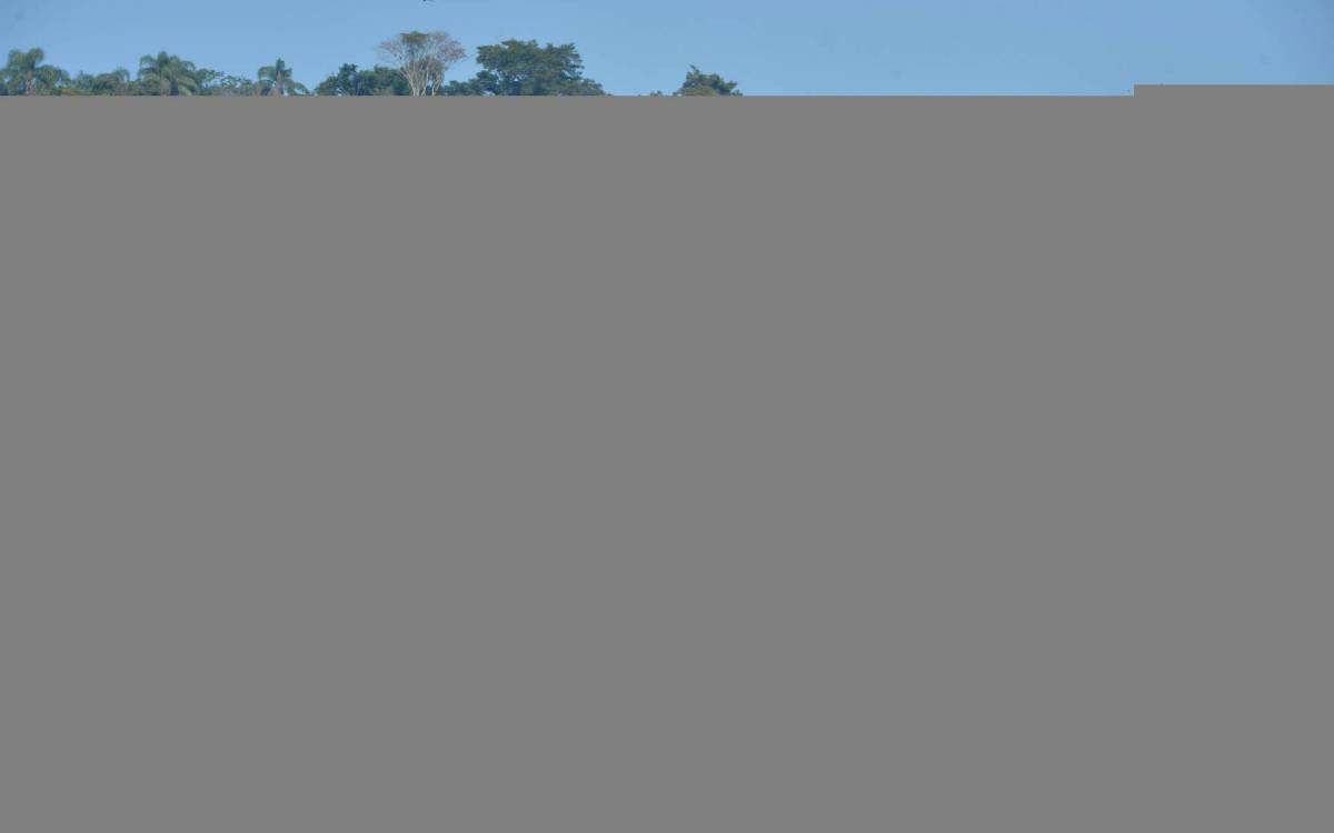 Rio de Janeiro - 06/07/2021 - Cidade/ Pol&Atilde;&Acirc;&shy;cia/- Rio de Janeiro- Viol&Atilde;&Acirc;&ordf;ncia em Paquet&Atilde;&Acirc;&iexcl;.na foto viatura da PM no centro do bairro. Foto : F&Atilde;&Acirc;&iexcl;bio Costa/ Ag.O Dia