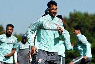 À procura de um 9, Fluminense visita o Sport com o foco dividido com o Cerro Porteño