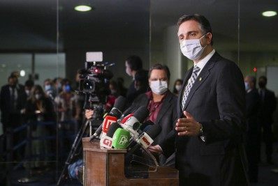 Pacheco diz que decisão sobre reforma do Imposto de Renda fica para 2022