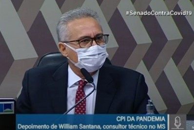 'Vamos investigar o que aconteceu nos porões do Ministério da Saúde', diz Renan em fala inicial na CPI 