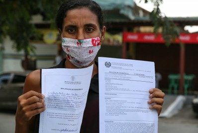 Família de Caxias tenta enterrar parente desde domingo