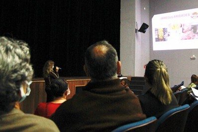 Funcionários de casas de repouso de SG recebem aulão sobre padrão de qualidade