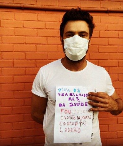 Sergio Guizé é vacinado contra a covid-19 - Reprodução