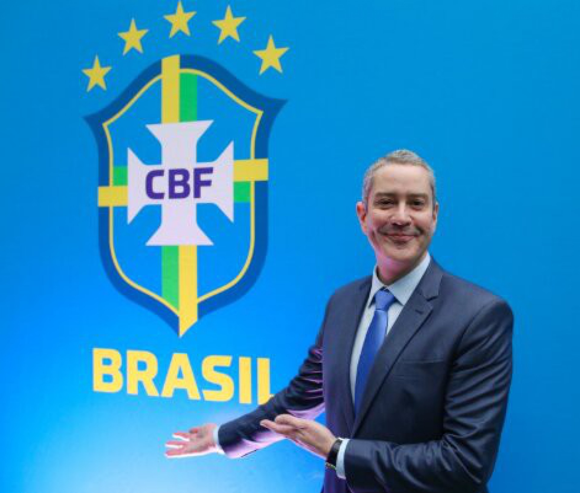 Funcion&aacute;ria assediada por Caboclo relata amea&ccedil;as recorrentes e intromiss&otilde;es