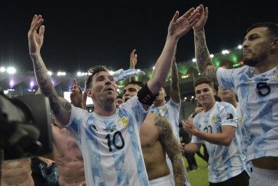 Atletas da Seleção Argentina debocham de brasileiros: 'estão todos chorando nas favelas'