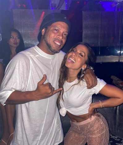 Ronaldinho Gaúcho e Anitta - Reprodução