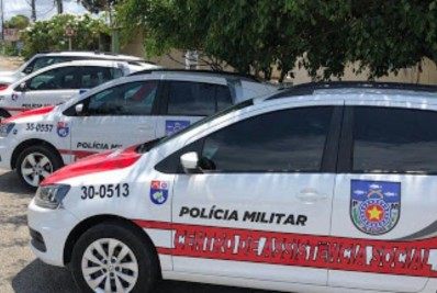 Homem é esfaqueado após fazer xixi na porta de uma casa