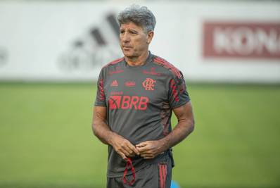 Renato Gaúcho critica gramado do Maracanã após vitória do Flamengo: 'Precisa de providências' 