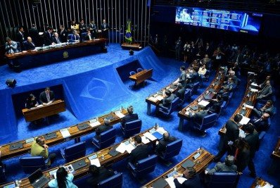 Senado define regras de combate à violência política contra a mulher