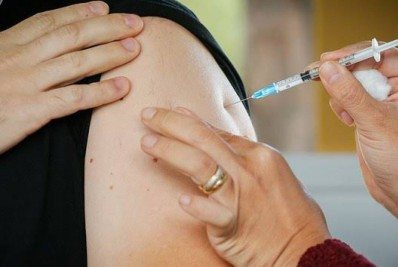 Brasil registra 4,5 mil novos casos de covid-19 em 24 horas