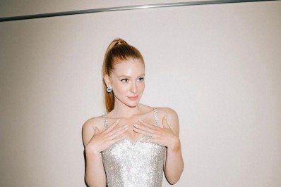 Marina Ruy Barbosa bate boca com seguidor após reclamar da vida