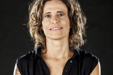 Zélia Duncan critica movimento antivacina: 'Ignorância vaidosa'