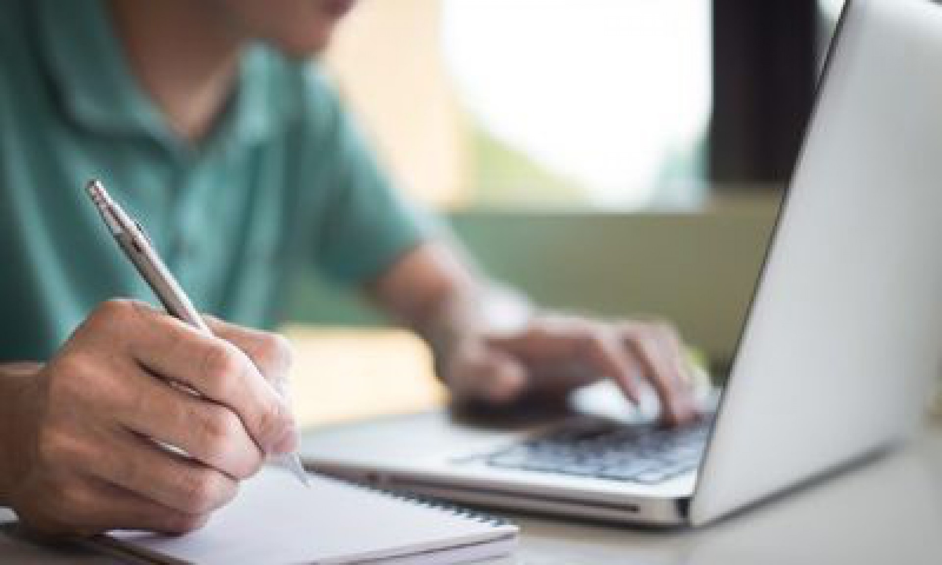 Serasa e Descomplica oferecem curso gratuito de gest&atilde;o financeira