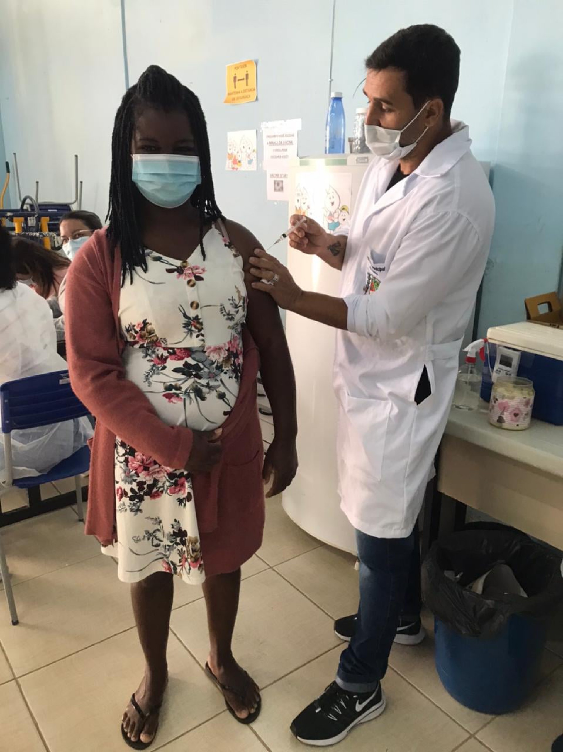 Varre-Sai: Vacina&ccedil;&atilde;o contra a Covid-19 avan&ccedil;a para a faixa dos 27 anos