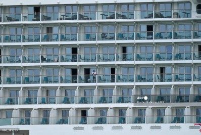 'Cruzeiro a lugar nenhum' detecta um caso de coronavírus a bordo