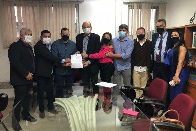 Fundec firma acordo com Estado para validar curso técnico de Enfermagem