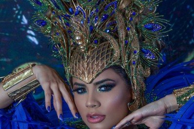 Unidos da Tijuca reabre quadra com feijoada, show e a presença da rainha Lexa