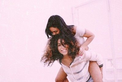 Marcia Castro lança single 'Malandrinha'